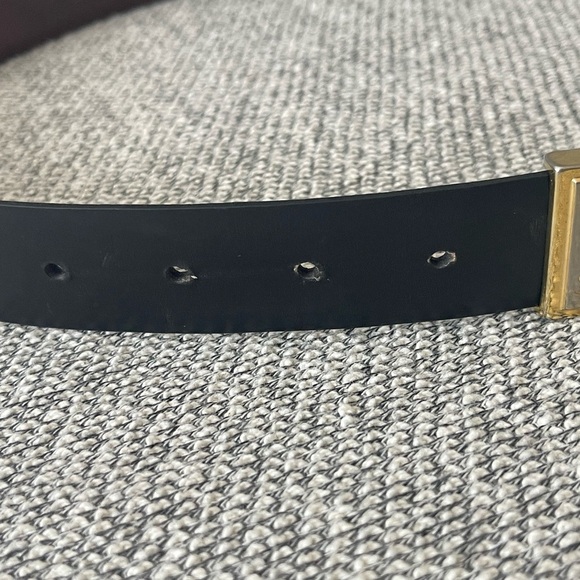 Yves Saint Laurent Black and Gold Leather Belt - Picture 13 of 16